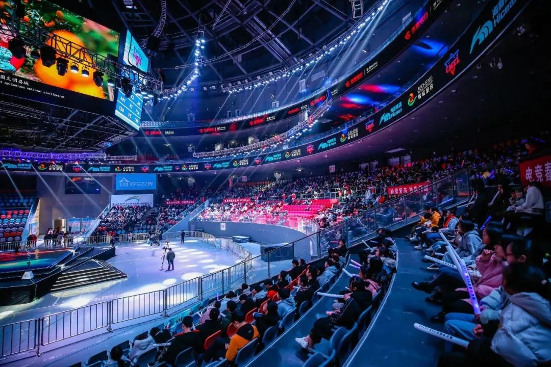 涉职业足球 涉职业足球