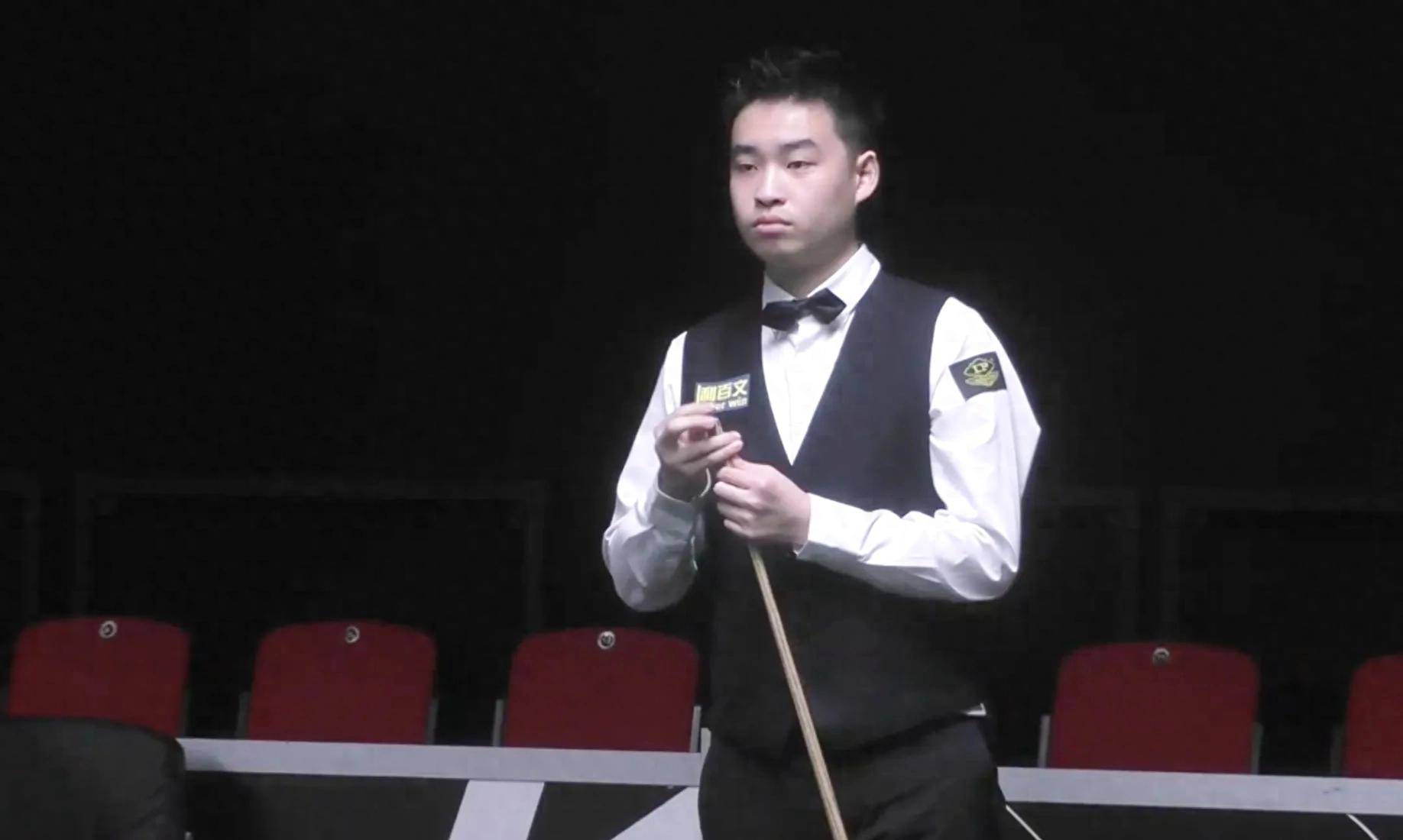 常常显得 常常显得