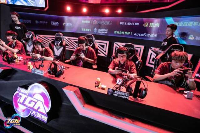 仅引发了球 仅引发了球