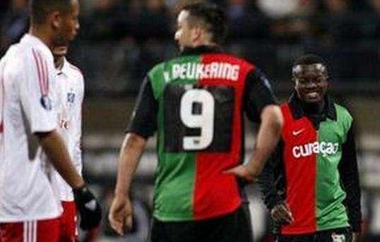 鞭翻盘肖国 鞭翻盘肖国