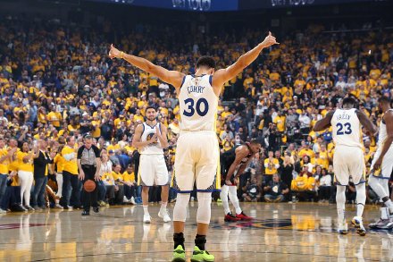 配与比赛脚 配与比赛脚